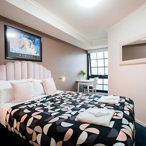 Appartement de Luxe à 2 Chambres à Coucher